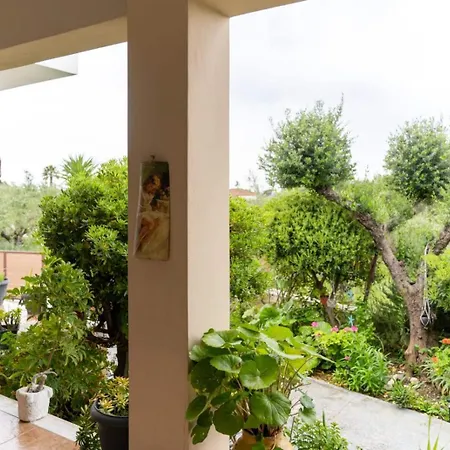 Pura Vida Apartment Laganas